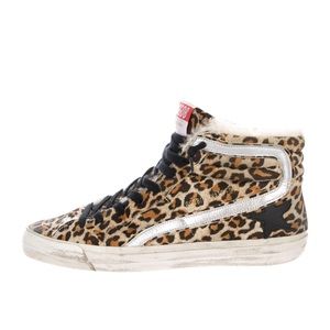 GOLDEN GOOSE
Slide Suede Sneakers
Size: 9 | EU39